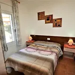 Isabel * يوريت دي مار