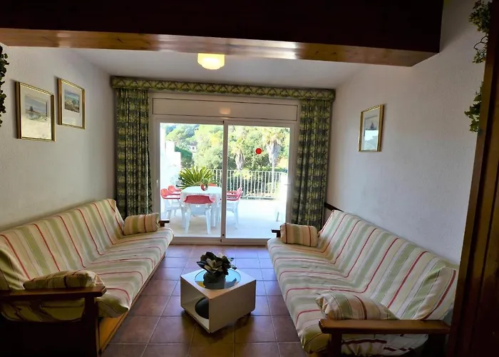 Isabel Nyaraló Lloret de Mar